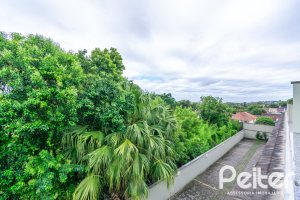 Casa em Condomínio à venda com 240m², 4 dormitórios, 2 suítes, 2 vagas, no bairro Tristeza em Porto Alegre