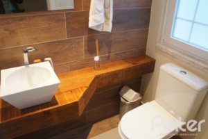 Casa em Condomínio à venda com 263m², 3 dormitórios, 1 suíte, 3 vagas, no bairro Mountain Ville em PORTO ALEGRE