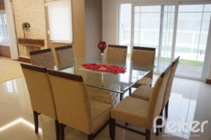 Casa em Condomínio à venda com 263m², 3 dormitórios, 1 suíte, 3 vagas, no bairro Mountain Ville em PORTO ALEGRE