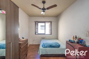 Terreno à venda com 180m², 3 dormitórios, no bairro Tristeza em Porto Alegre