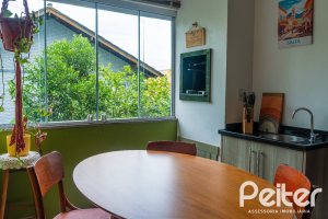 Apartamento à venda com 66m², 3 dormitórios, 1 vaga, no bairro Tristeza em Porto Alegre