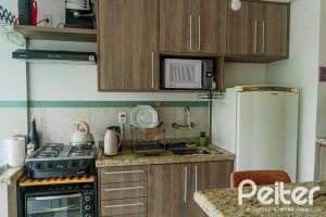 Apartamento à venda com 66m², 3 dormitórios, 1 vaga, no bairro Tristeza em Porto Alegre