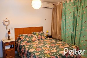 Apartamento à venda com 66m², 3 dormitórios, 1 vaga, no bairro Tristeza em Porto Alegre