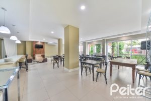 Apartamento à venda com 69m², 2 dormitórios, 1 suíte, 1 vaga, no bairro Tristeza em Porto Alegre