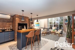 Casa em Condomínio à venda com 220m², 3 dormitórios, 1 suíte, 2 vagas, no bairro Ipanema em Porto Alegre