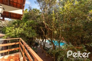 Casa em Condomínio à venda com 220m², 3 dormitórios, 1 suíte, 2 vagas, no bairro Ipanema em Porto Alegre