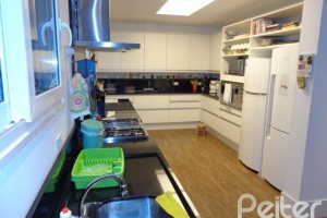 Casa em Condomínio à venda com 392m², 3 dormitórios, 1 suíte, 2 vagas, no bairro Terra Ville em Porto Alegre