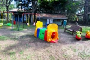 Casa em Condomínio à venda com 392m², 3 dormitórios, 1 suíte, 2 vagas, no bairro Terra Ville em Porto Alegre