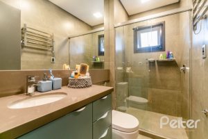 Casa em Condomínio à venda com 560m², 5 dormitórios, 5 suítes, 4 vagas, no bairro Terra Ville em PORTO ALEGRE