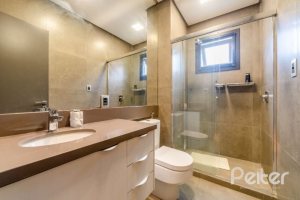 Casa em Condomínio à venda com 560m², 5 dormitórios, 5 suítes, 4 vagas, no bairro Terra Ville em PORTO ALEGRE