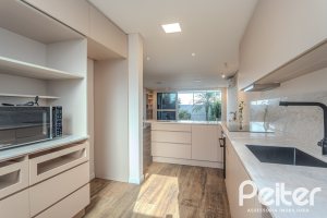 Casa em Condomínio à venda com 169m², 3 dormitórios, 1 suíte, 2 vagas, no bairro Tristeza em PORTO ALEGRE