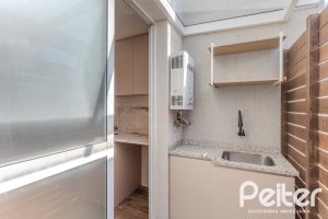 Casa em Condomínio à venda com 169m², 3 dormitórios, 1 suíte, 2 vagas, no bairro Tristeza em PORTO ALEGRE