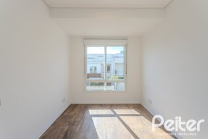 Casa em Condomínio à venda com 169m², 3 dormitórios, 1 suíte, 2 vagas, no bairro Tristeza em PORTO ALEGRE