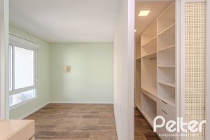 Casa em Condomínio à venda com 169m², 3 dormitórios, 1 suíte, 2 vagas, no bairro Tristeza em PORTO ALEGRE