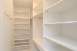 Casa em Condomínio à venda com 169m², 3 dormitórios, 1 suíte, 2 vagas, no bairro Tristeza em PORTO ALEGRE