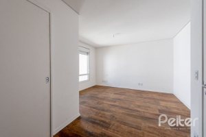 Casa em Condomínio à venda com 169m², 3 dormitórios, 1 suíte, 2 vagas, no bairro Tristeza em PORTO ALEGRE