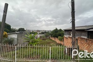 Terreno à venda com 316m², no bairro Camaquã em Porto Alegre