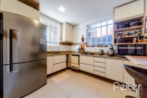  à venda, no bairro  em 