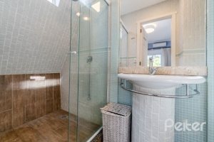  à venda, no bairro  em 