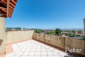 Casa à venda com 436m², 4 dormitórios, 4 suítes, 5 vagas, no bairro Vila Assunção em Porto Alegre