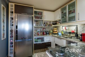 Cobertura à venda com 191m², 3 dormitórios, 1 suíte, 2 vagas, no bairro Tristeza em PORTO ALEGRE