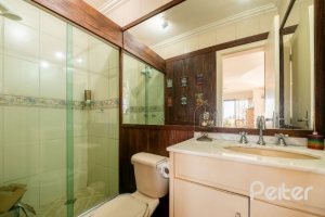 Cobertura à venda com 191m², 3 dormitórios, 1 suíte, 2 vagas, no bairro Tristeza em PORTO ALEGRE