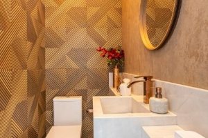 Casa à venda com 176m², 3 dormitórios, 1 suíte, 4 vagas, no bairro Tristeza em Porto Alegre