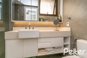 Cobertura à venda com 174m², 3 dormitórios, 1 suíte, 3 vagas, no bairro Tristeza em Porto Alegre