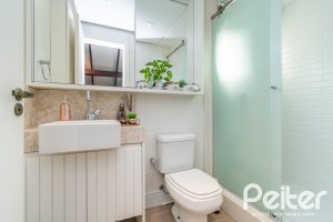 Cobertura à venda com 174m², 3 dormitórios, 1 suíte, 3 vagas, no bairro Tristeza em Porto Alegre