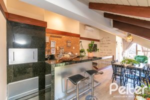 Cobertura à venda com 174m², 3 dormitórios, 1 suíte, 3 vagas, no bairro Tristeza em Porto Alegre