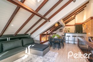 Cobertura à venda com 174m², 3 dormitórios, 1 suíte, 3 vagas, no bairro Tristeza em Porto Alegre