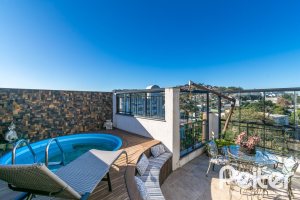 Cobertura à venda com 174m², 3 dormitórios, 1 suíte, 3 vagas, no bairro Tristeza em Porto Alegre