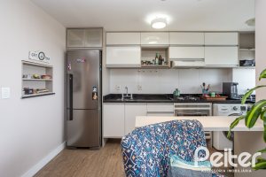 Apartamento à venda com 60m², 1 dormitório, 1 suíte, 1 vaga, no bairro Tristeza em PORTO ALEGRE