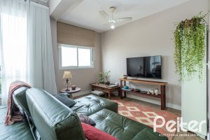 Apartamento à venda com 60m², 1 dormitório, 1 suíte, 1 vaga, no bairro Tristeza em PORTO ALEGRE