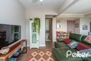 Apartamento à venda com 60m², 1 dormitório, 1 suíte, 1 vaga, no bairro Tristeza em PORTO ALEGRE