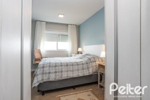 Apartamento à venda com 60m², 1 dormitório, 1 suíte, 1 vaga, no bairro Tristeza em PORTO ALEGRE