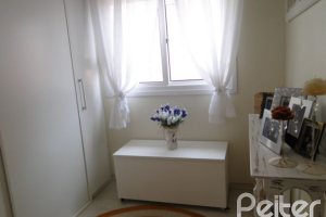 Casa em Condomínio à venda com 131m², 4 dormitórios, 2 suítes, 2 vagas, no bairro Tristeza em Porto Alegre