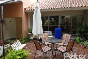 Casa em Condomínio à venda com 131m², 4 dormitórios, 2 suítes, 2 vagas, no bairro Tristeza em Porto Alegre