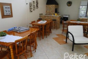 Casa em Condomínio à venda com 131m², 4 dormitórios, 2 suítes, 2 vagas, no bairro Tristeza em Porto Alegre