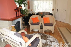 Casa em Condomínio à venda com 131m², 4 dormitórios, 2 suítes, 2 vagas, no bairro Tristeza em Porto Alegre