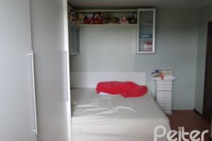 Casa em Condomínio à venda com 236m², 4 dormitórios, 1 suíte, 3 vagas, no bairro Espírito Santo em Porto Alegre