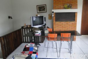 Casa em Condomínio à venda com 236m², 4 dormitórios, 1 suíte, 3 vagas, no bairro Espírito Santo em Porto Alegre