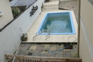 Casa em Condomínio à venda com 236m², 4 dormitórios, 1 suíte, 3 vagas, no bairro Espírito Santo em Porto Alegre