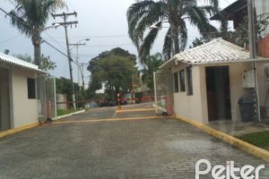 Casa em Condomínio à venda com 236m², 4 dormitórios, 1 suíte, 3 vagas, no bairro Espírito Santo em Porto Alegre