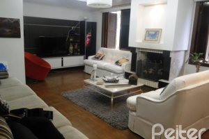 Casa em Condomínio à venda com 236m², 4 dormitórios, 1 suíte, 3 vagas, no bairro Espírito Santo em Porto Alegre