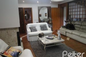 Casa em Condomínio à venda com 236m², 4 dormitórios, 1 suíte, 3 vagas, no bairro Espírito Santo em Porto Alegre