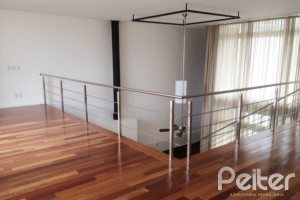 Casa em Condomínio à venda com 258m², 2 dormitórios, 2 suítes, 3 vagas, no bairro Hípica em Porto Alegre