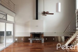 Casa em Condomínio à venda com 258m², 2 dormitórios, 2 suítes, 3 vagas, no bairro Hípica em Porto Alegre