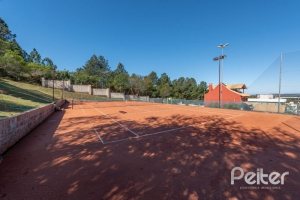 Casa em Condomínio à venda com 234m², 3 dormitórios, 3 suítes, 3 vagas, no bairro Hípica em Porto Alegre