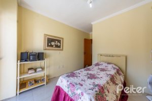 Casa em Condomínio à venda com 234m², 3 dormitórios, 3 suítes, 3 vagas, no bairro Hípica em Porto Alegre